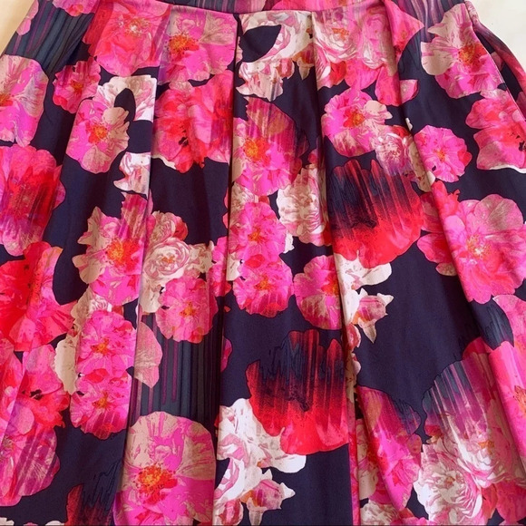 Cynthia Rowley TJX Floral print skirt Size Small - Picture 2 of 9